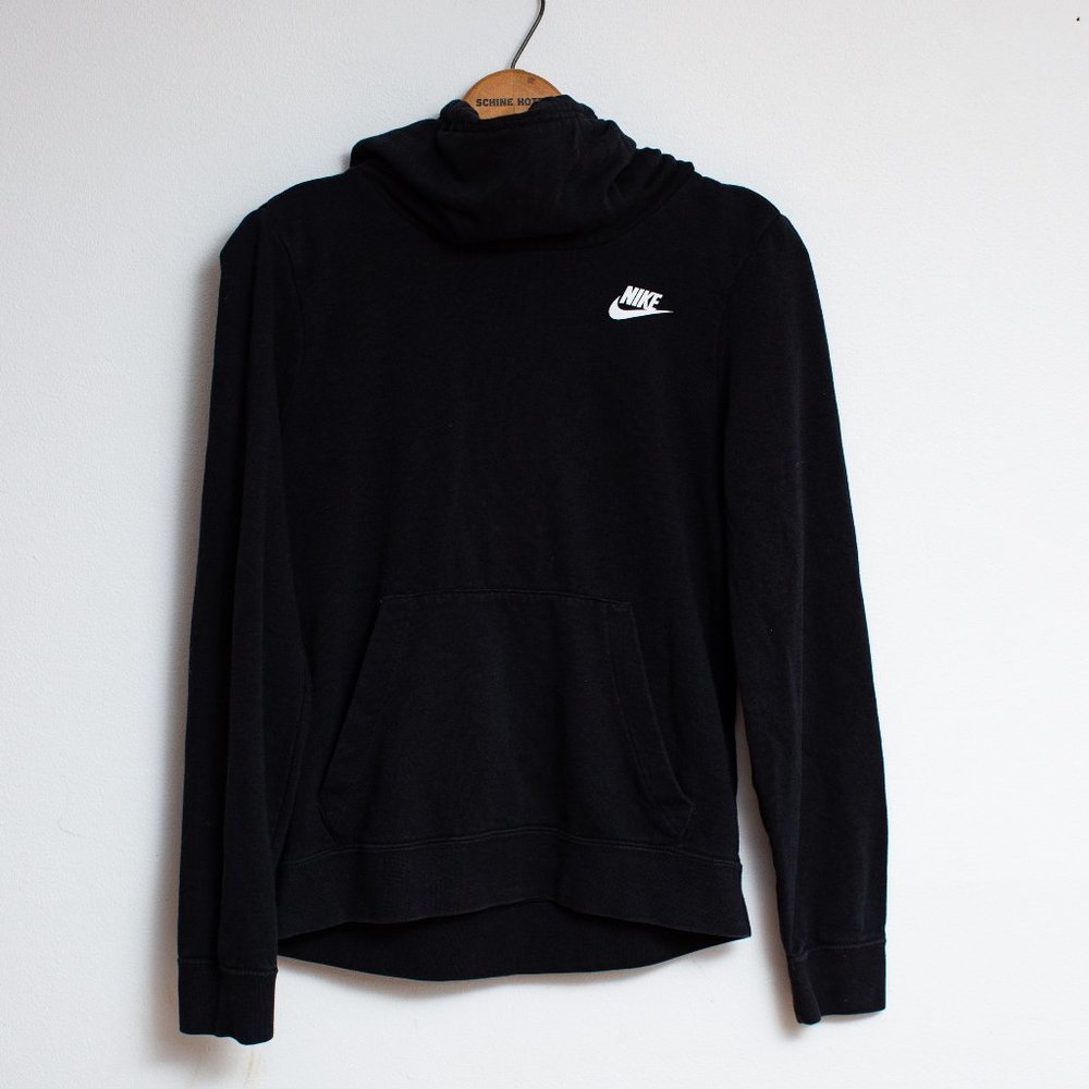 Nike Women's NSW Sportswear Essential Funnel-Neck Fleece Pullover Hoodie